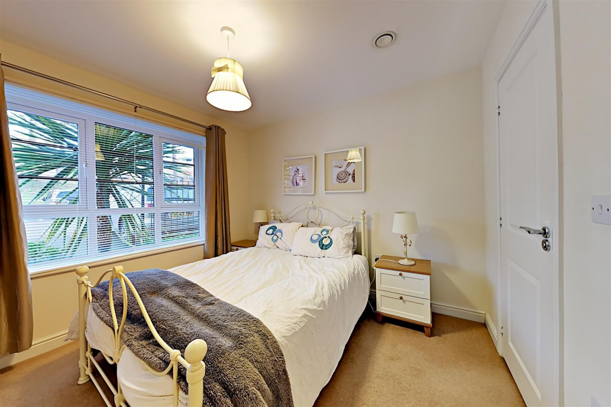 Comet House, Wallis Square, Farnborough