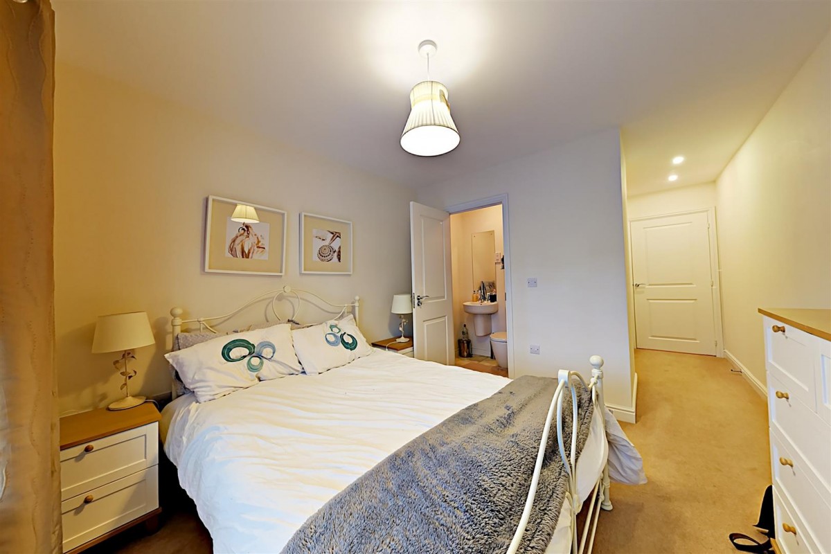 Comet House, Wallis Square, Farnborough