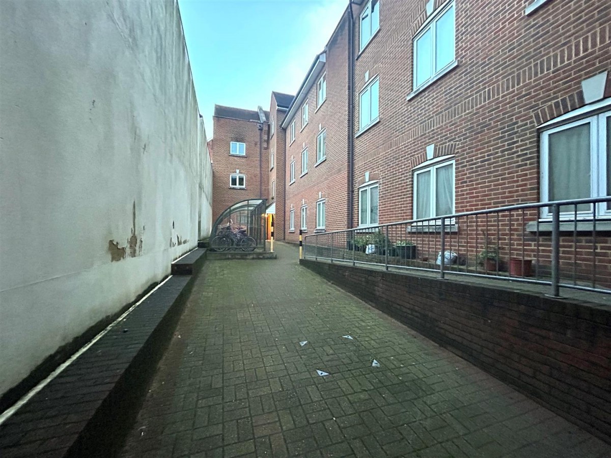 High Street, Aldershot