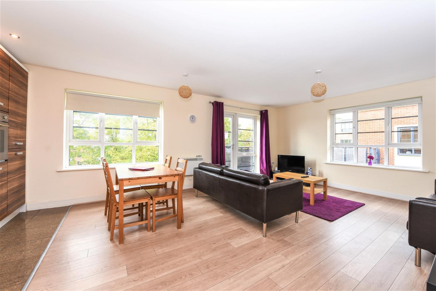 2 bedroom Flat for Letting Bevelery House, Farnborough