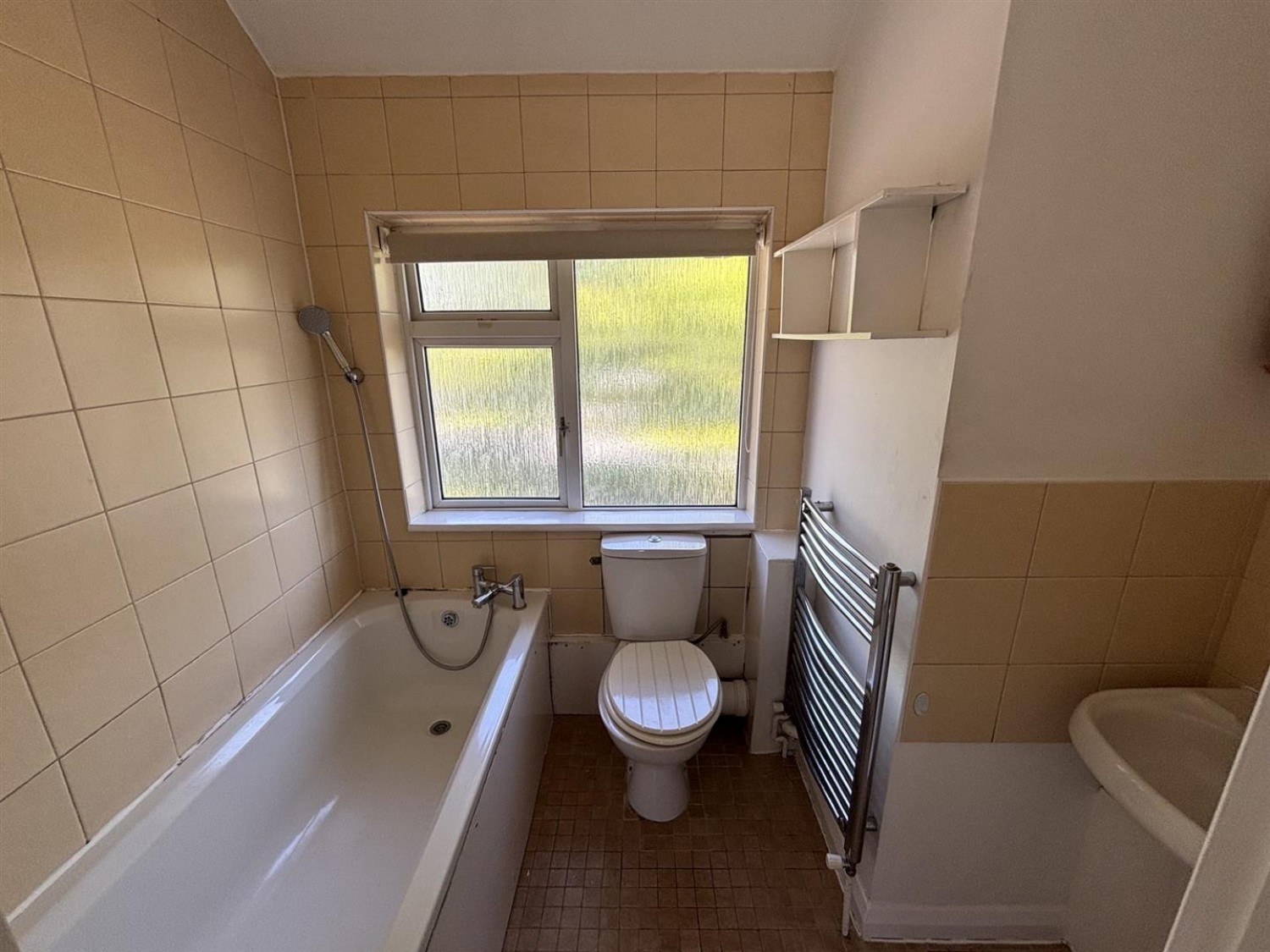 2 bedroom House for Letting Whyte Avenue, Aldershot, .