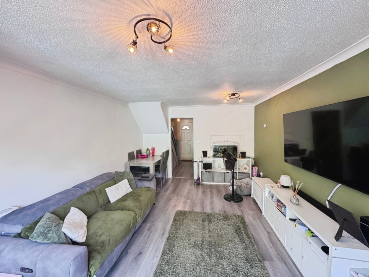 2 bedroom House for Sale Wellesley Close