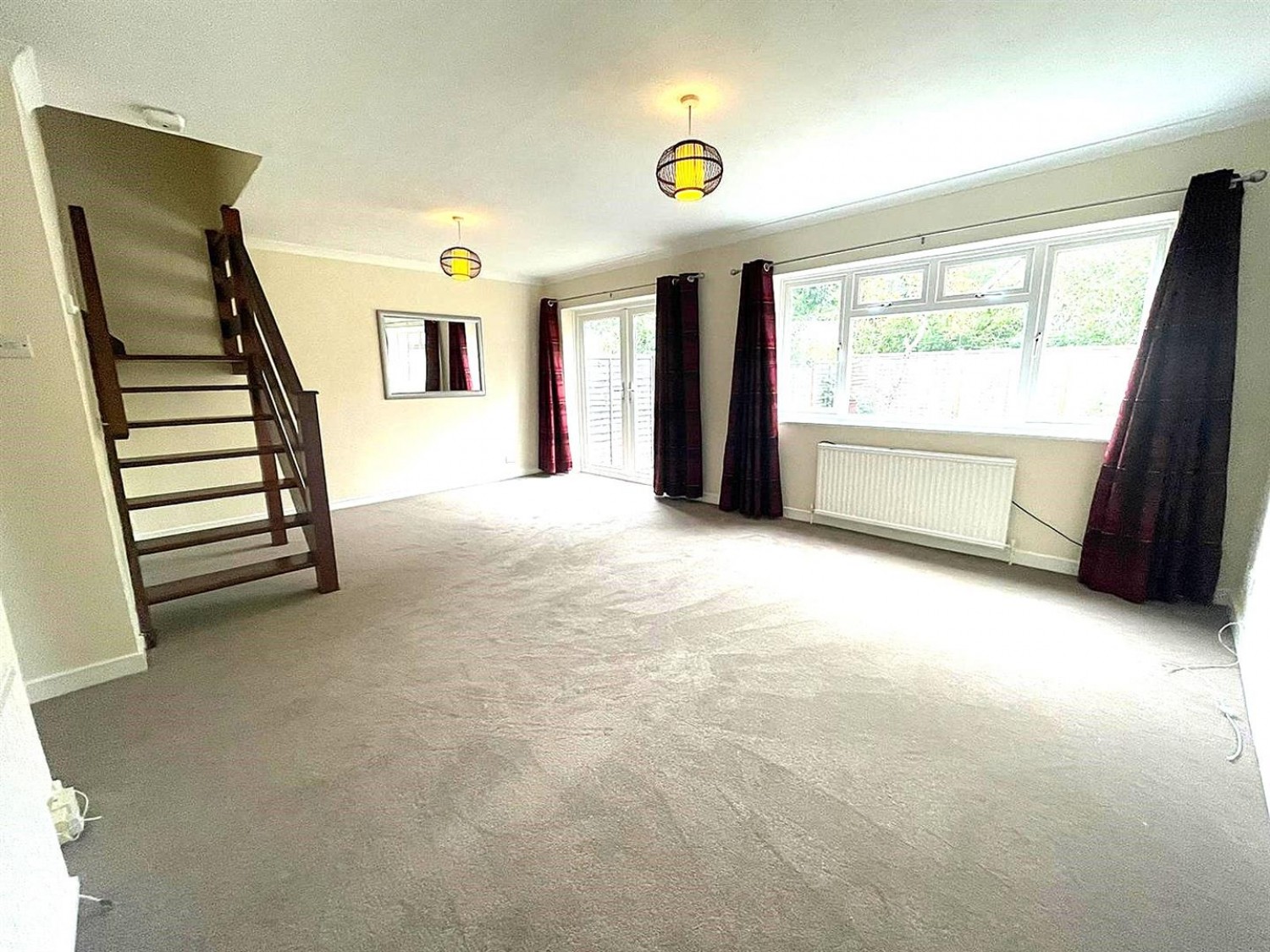 3 bedroom House for Letting Woburn Avenue, Farnborough