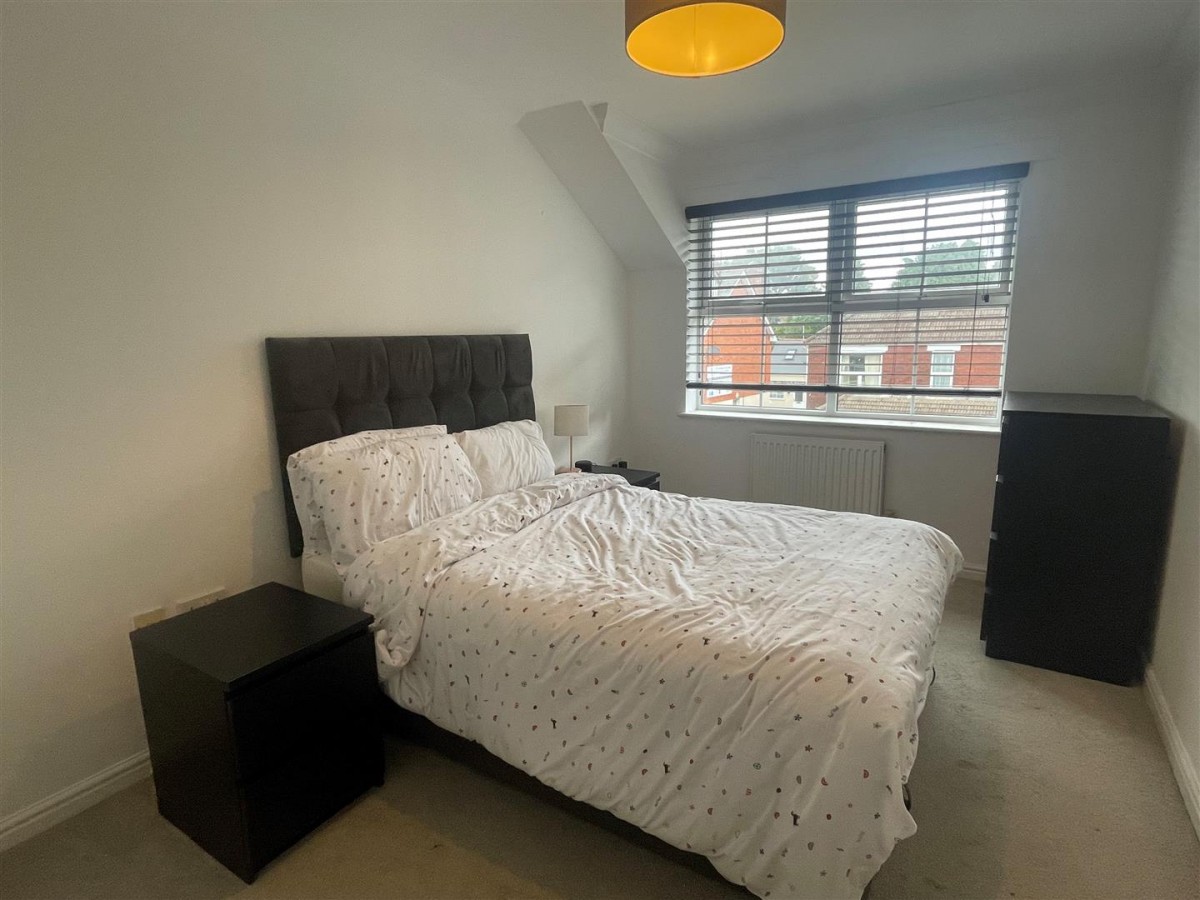 Balmoral Court, Farnborough