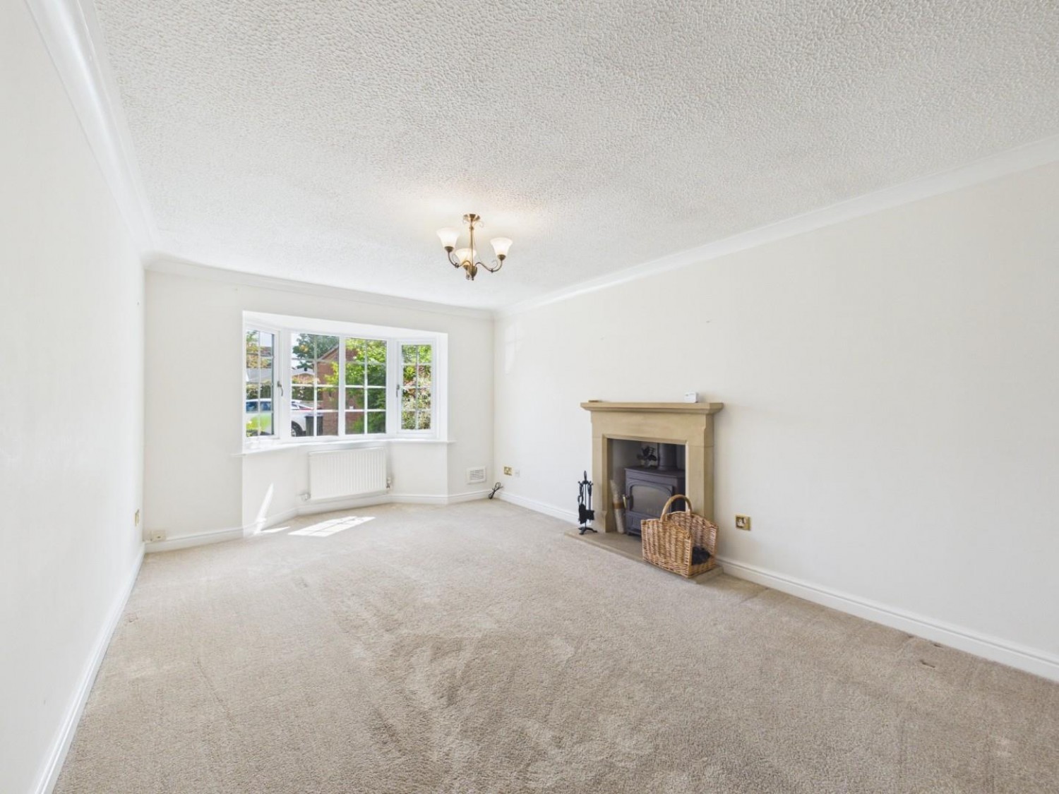 4 bedroom House for Sale Salisbury Drive, Bracebridge Heath