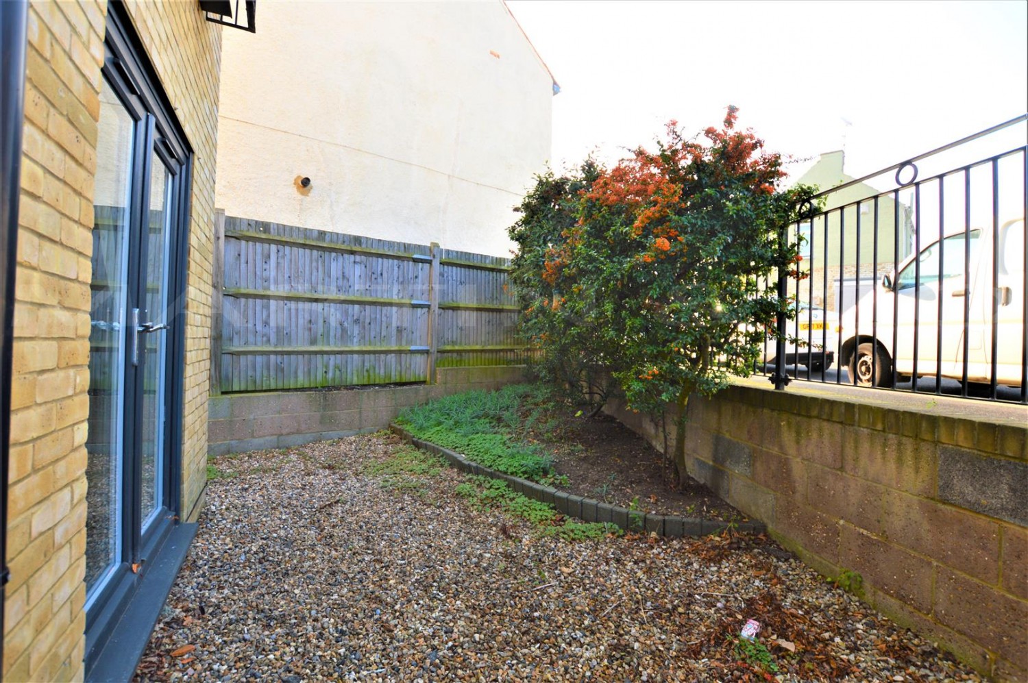 1 bedroom Flat for Letting Kent Fields Court, Gillingham, Kent