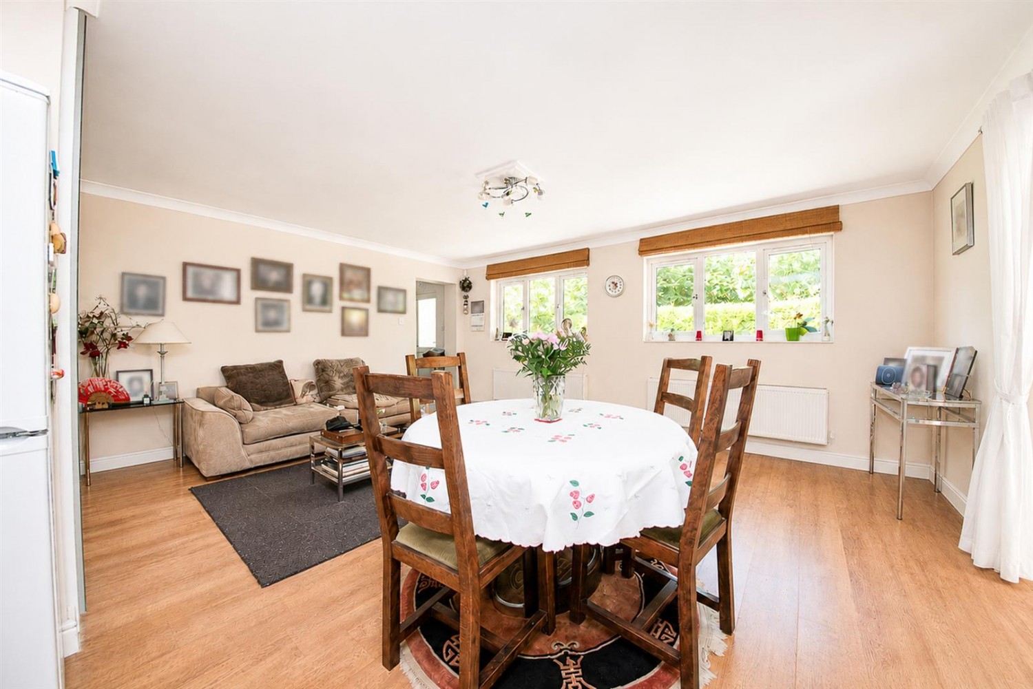 6 bedroom House for Sale Vale Road