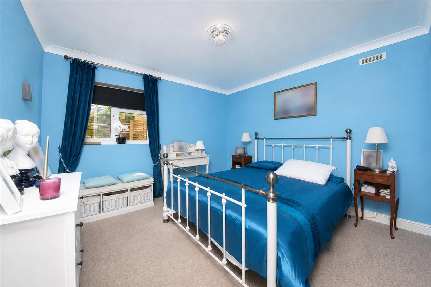 6 bedroom House for Sale Vale Road
