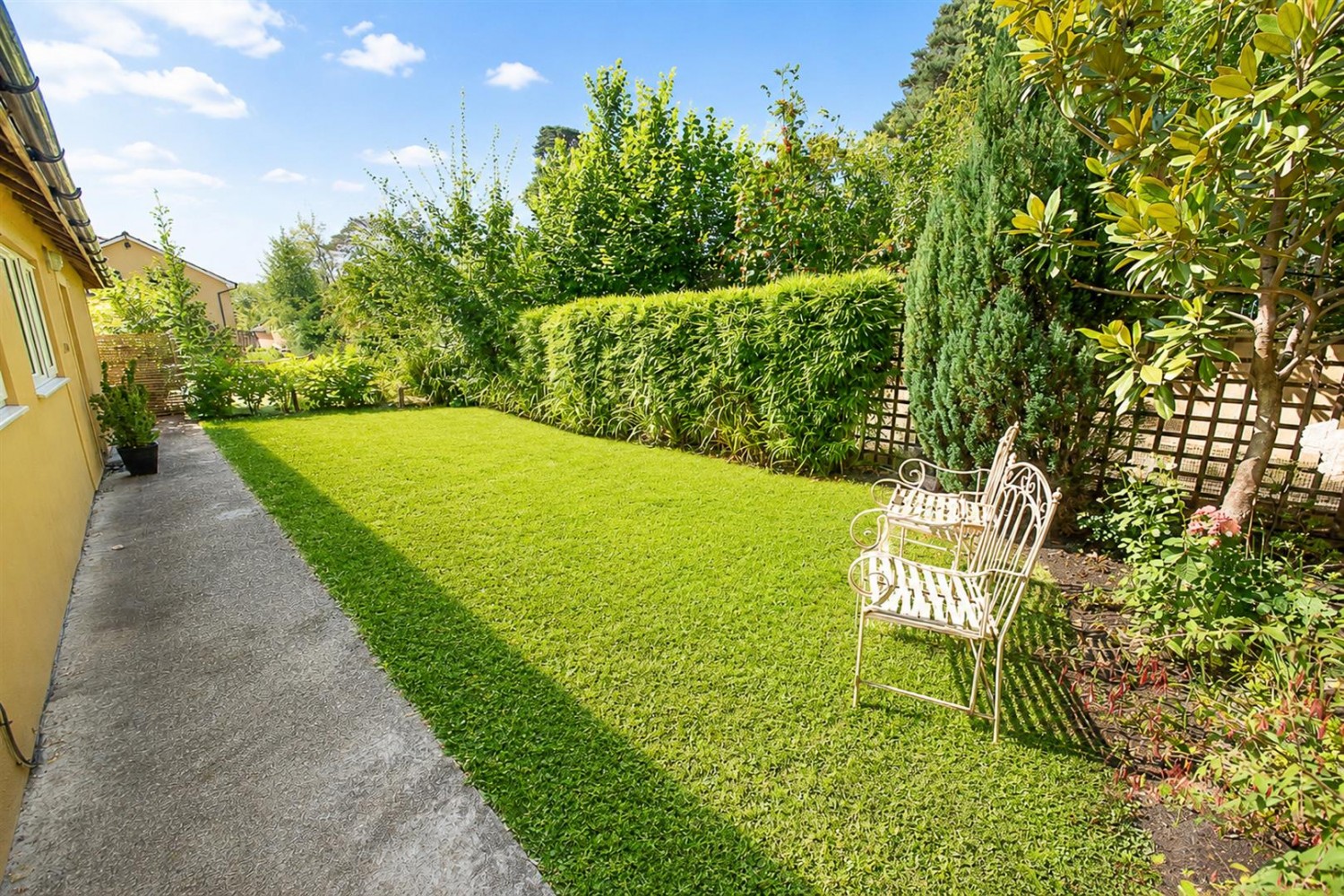 6 bedroom House for Sale Vale Road