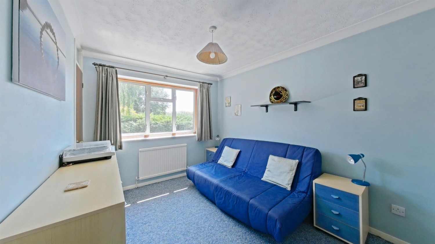 3 bedroom House for Sale Ashwood Close