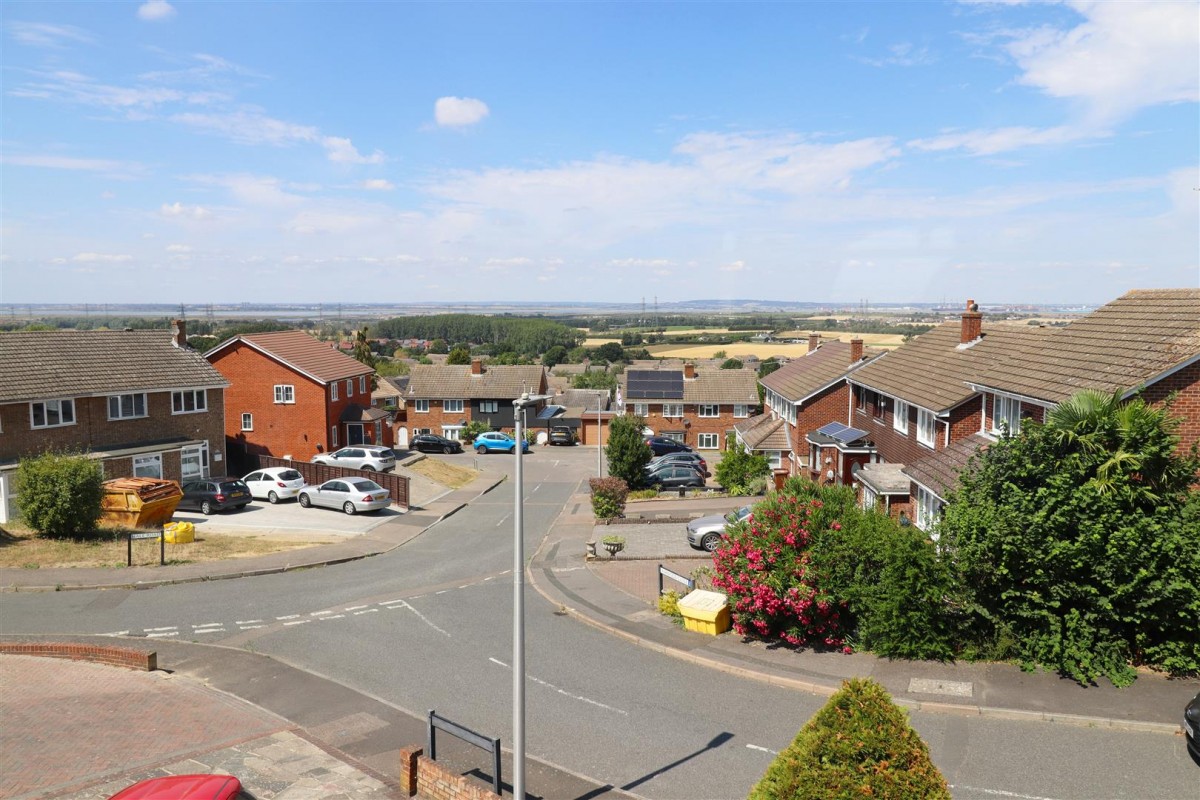 Ashwood Close