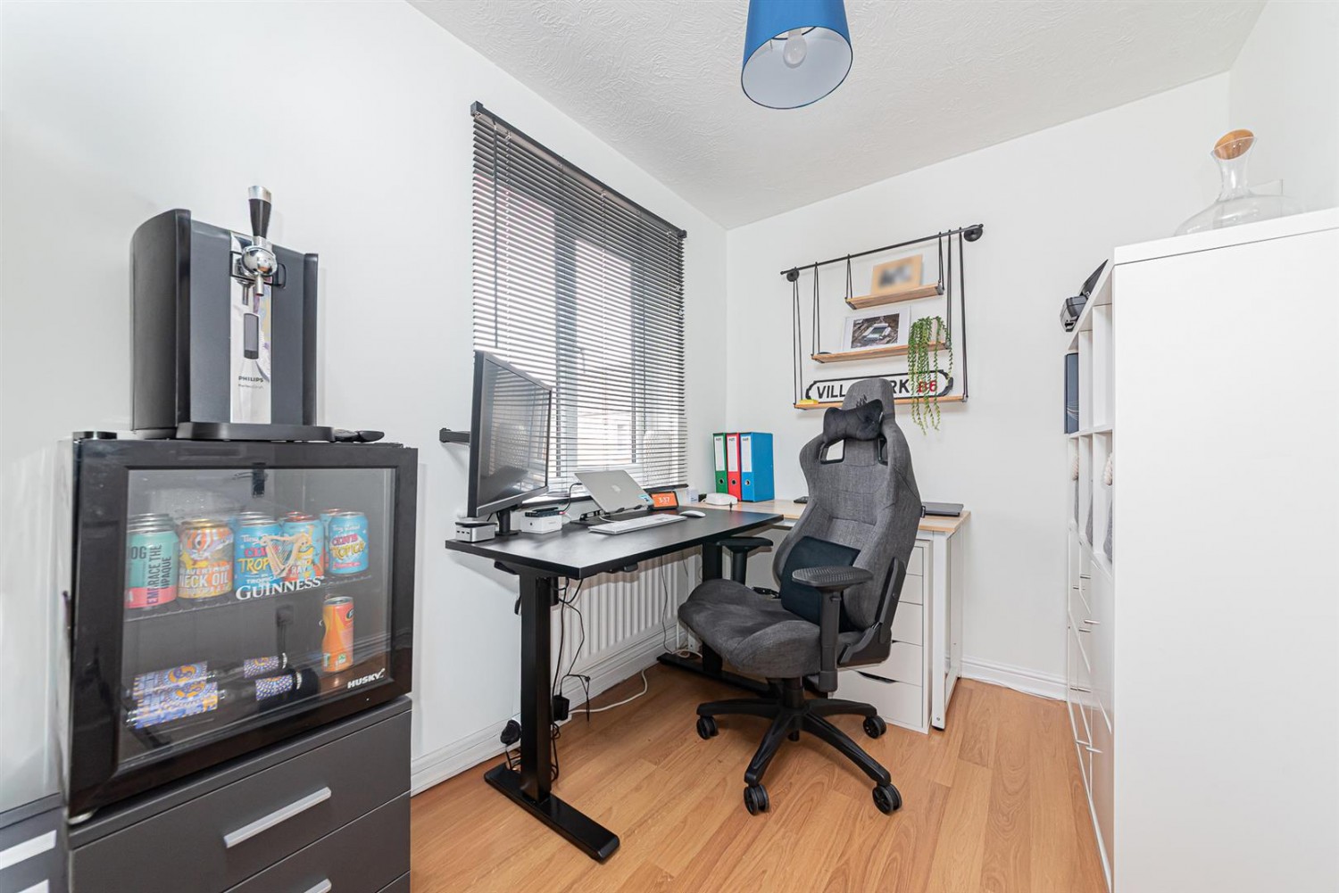 3 bedroom House for Sale Ferns Mead, Farnham