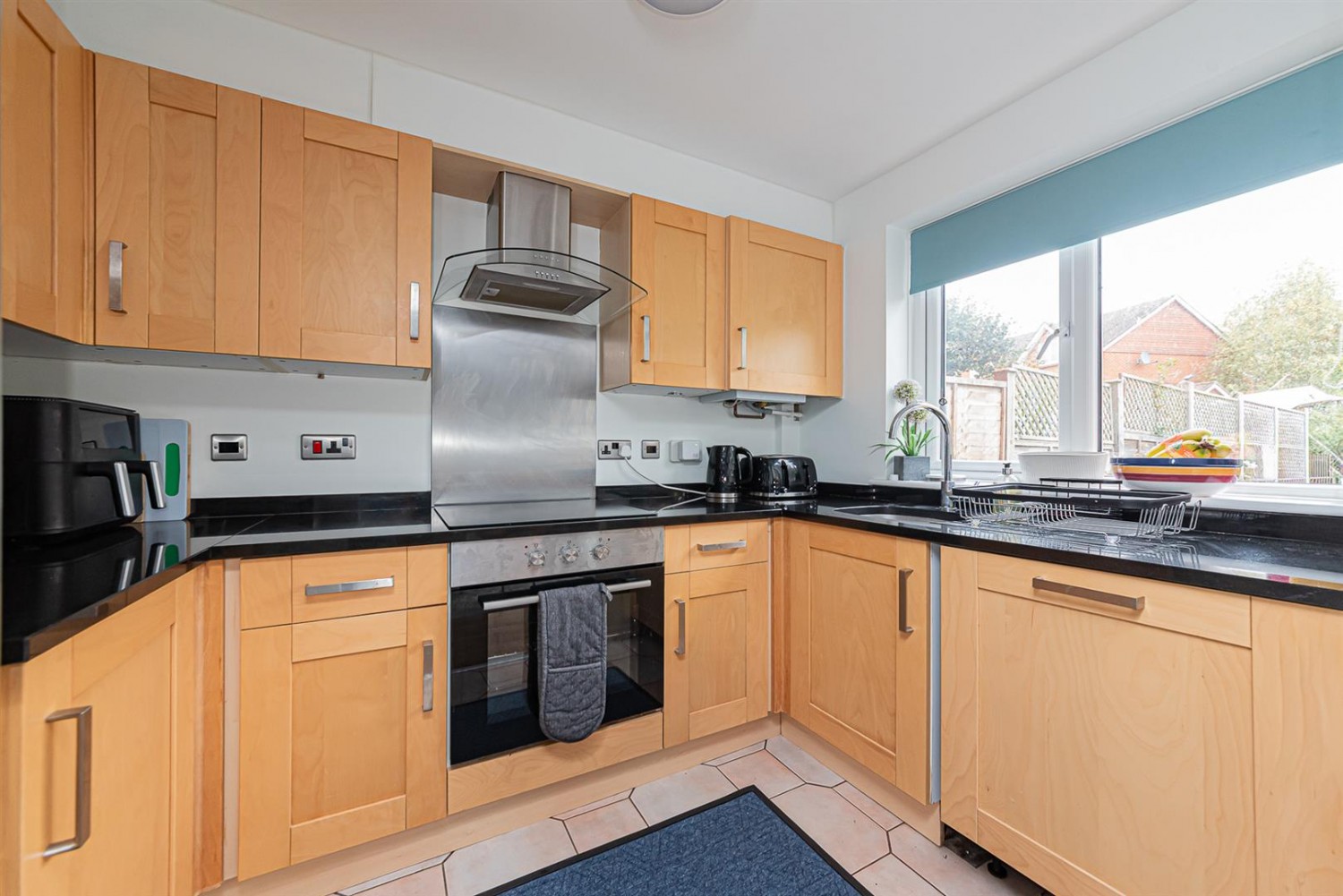 3 bedroom House for Sale Ferns Mead, Farnham