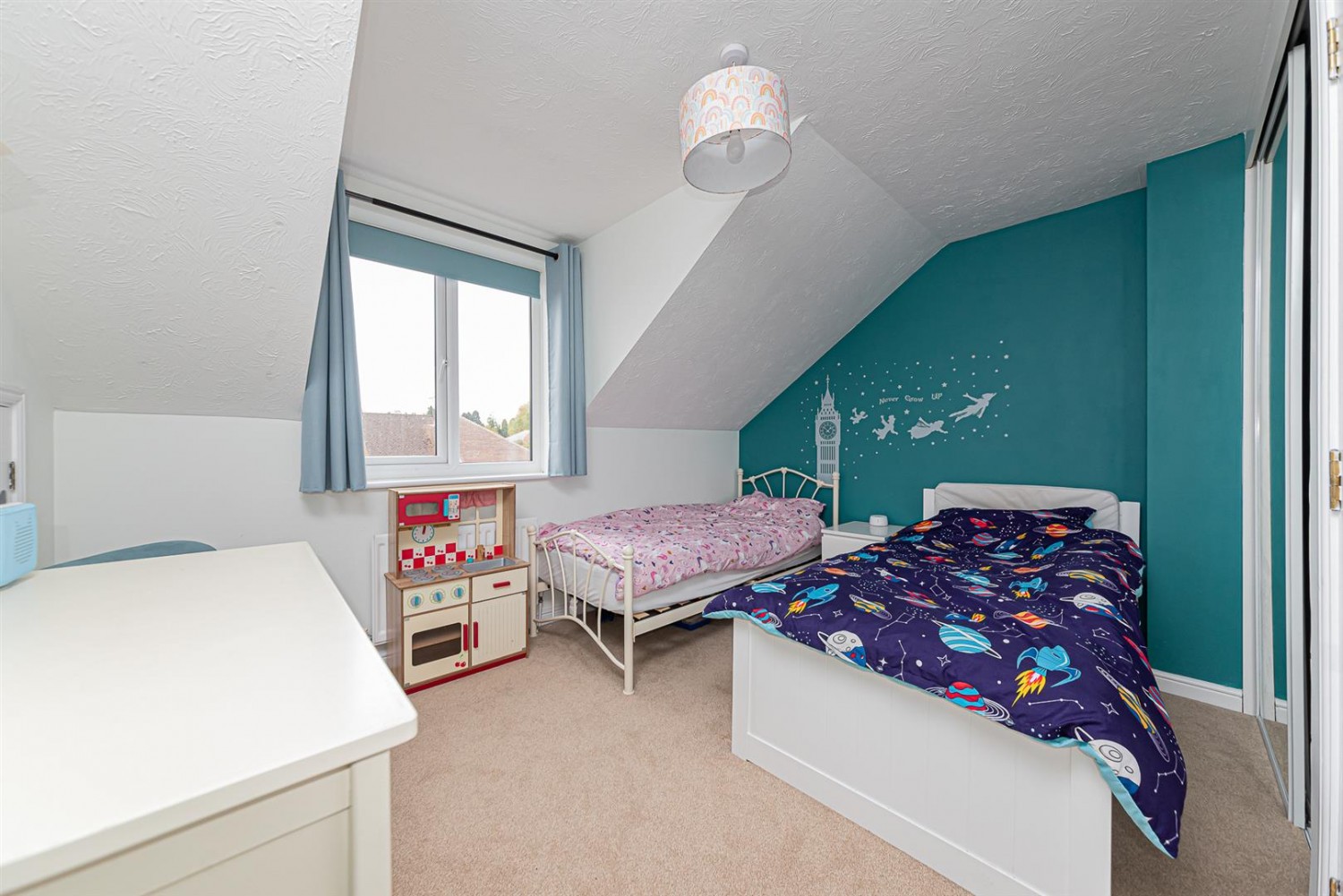 3 bedroom House for Sale Ferns Mead, Farnham