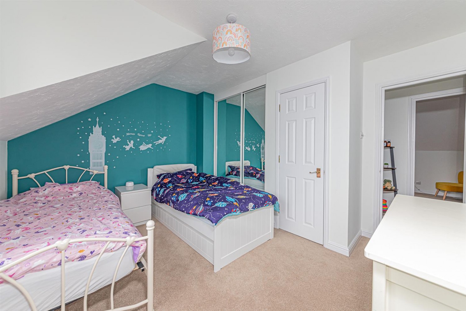 3 bedroom House for Sale Ferns Mead, Farnham