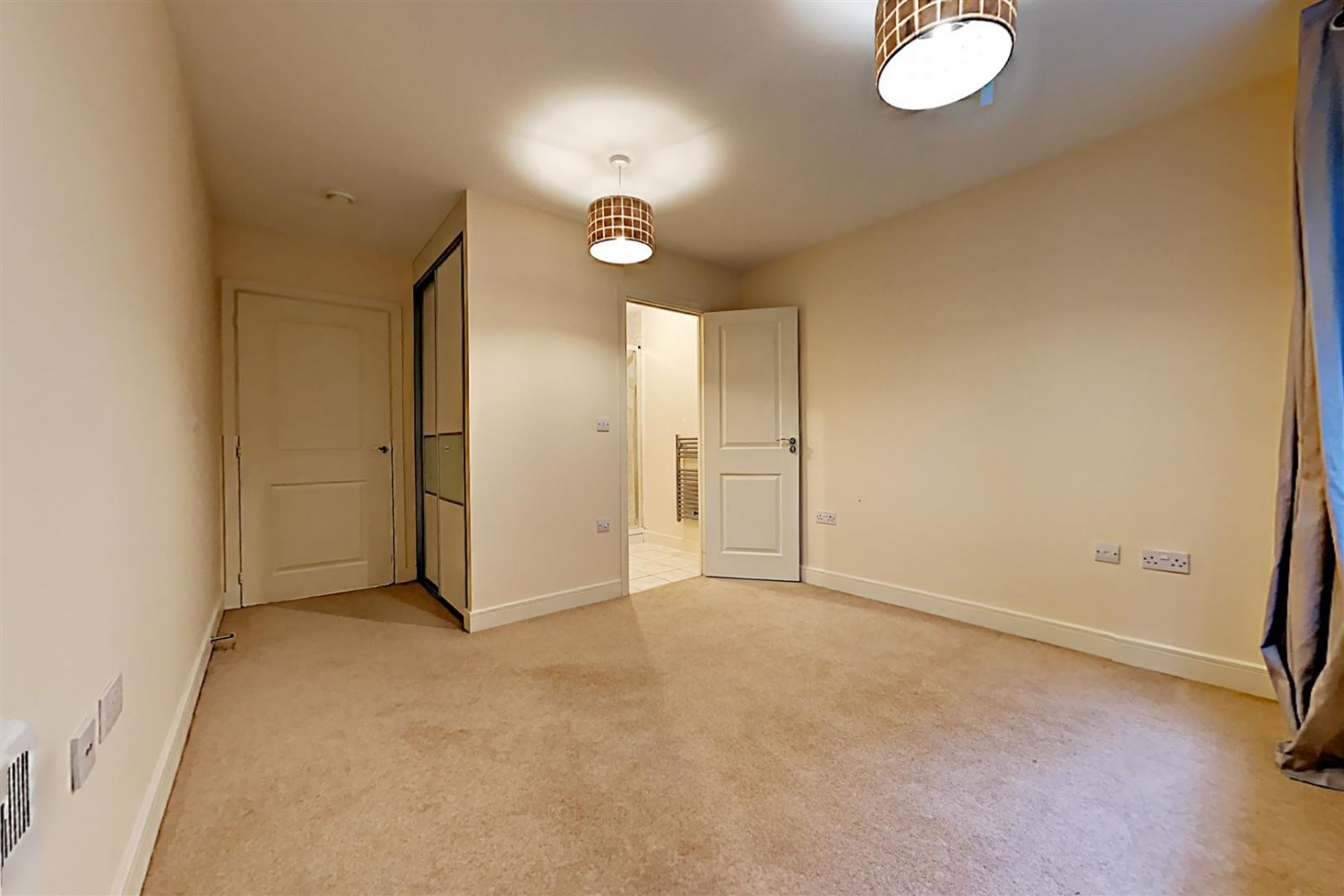 2 bedroom Flat for Letting Lynx Court, Wallis Square, Farnborough