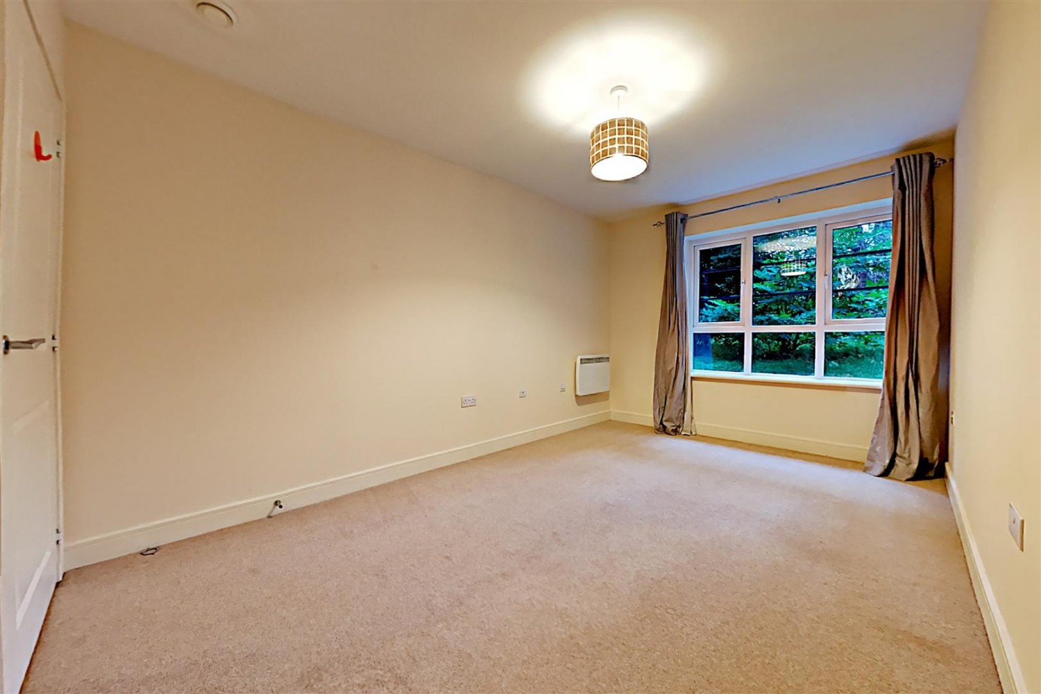 2 bedroom Flat for Letting Lynx Court, Wallis Square, Farnborough