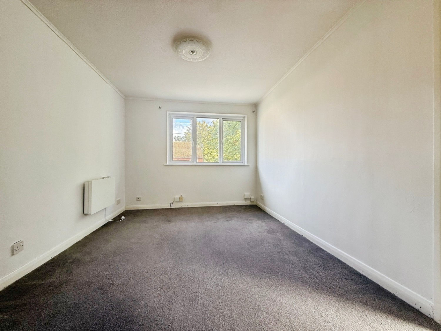 1 bedroom Flat for Letting Vesey Close, Farnborough