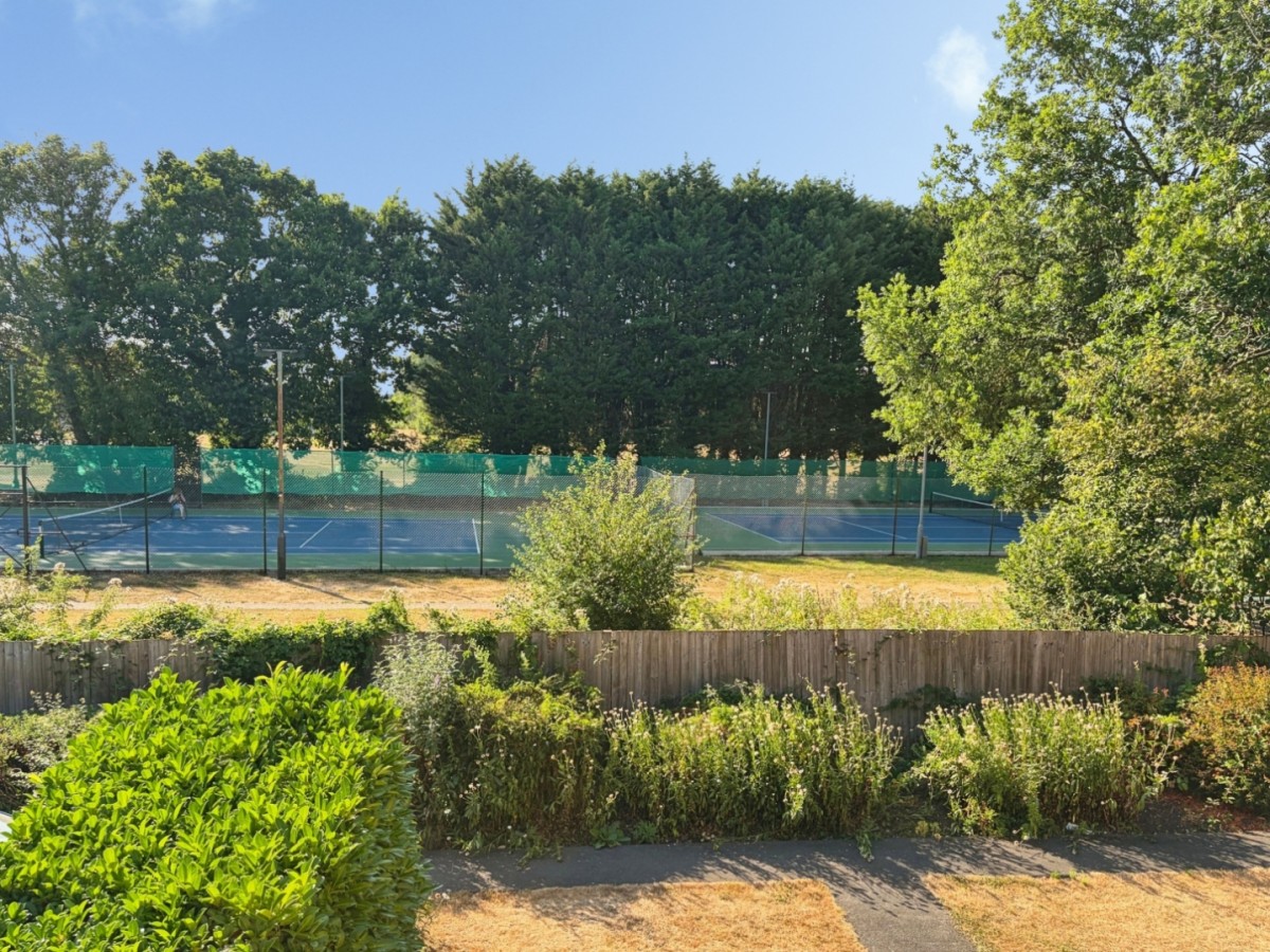 Vesey Close, Farnborough