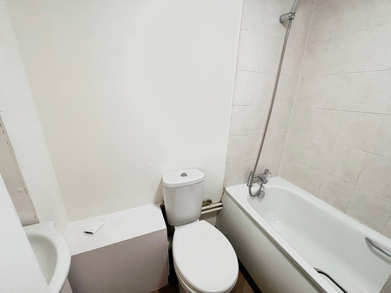1 bedroom Flat for Letting Redan Gardens, Aldershot