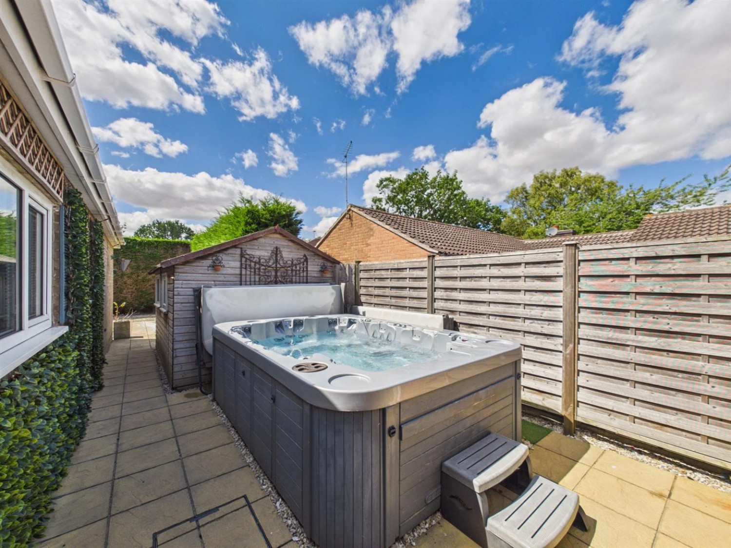 5 bedroom Bungalow for Sale Dene Road, Skellingthorpe, Lincoln