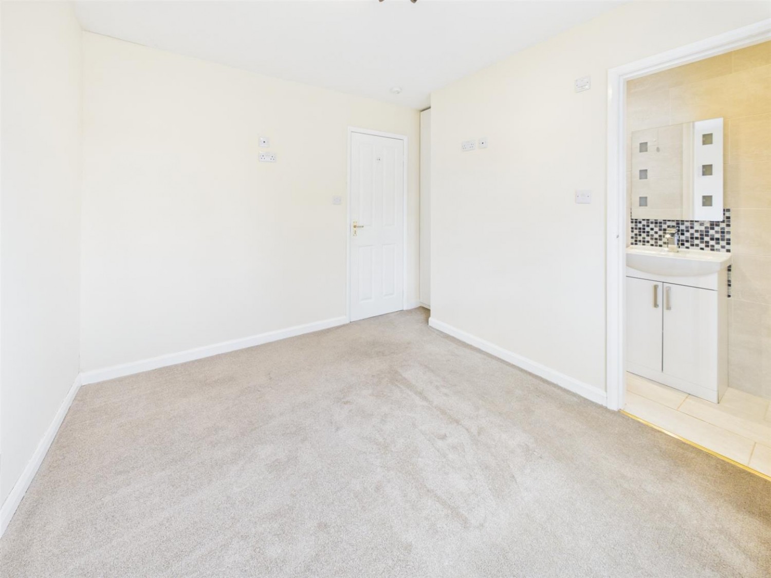 5 bedroom Bungalow for Sale Dene Road, Skellingthorpe, Lincoln