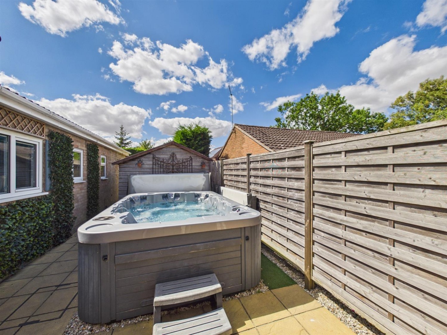 5 bedroom Bungalow for Sale Dene Road, Skellingthorpe, Lincoln
