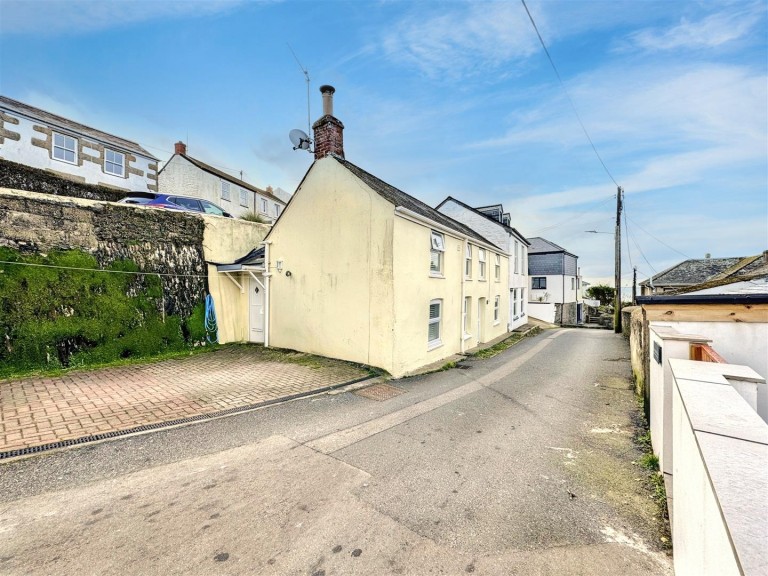 Cottage Near the Harbour, Porthleven