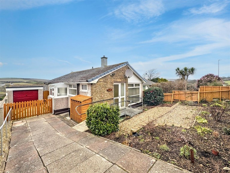 Bungalow with potential, Porthleven