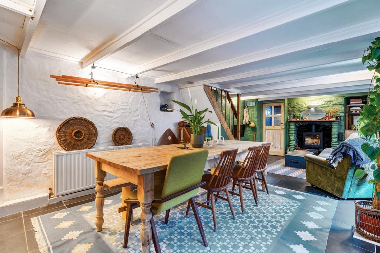 Tucked Away Location near the Sea, Falmouth