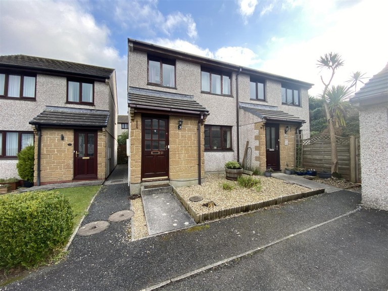 Three bedroom family home, Helston