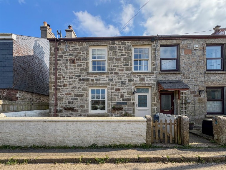 Cottage with Large Garden, Higher Penponds