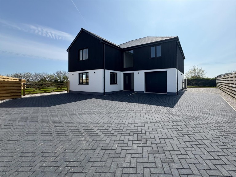 Modern new build home, St Buryan