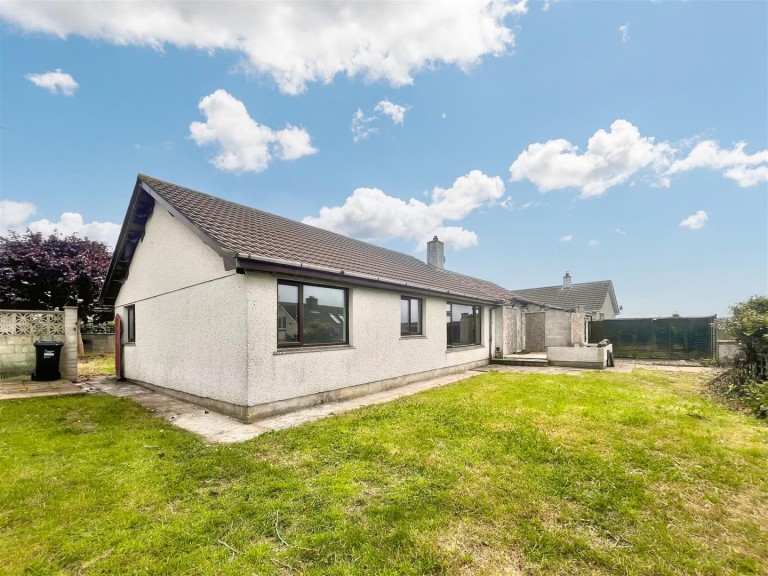 Bungalow with great potential, Helston