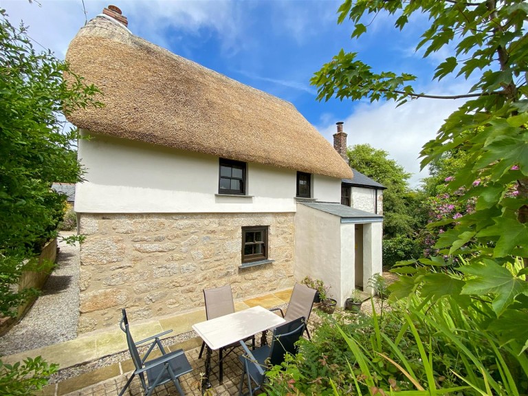 Charming character cottage, Nancegollan