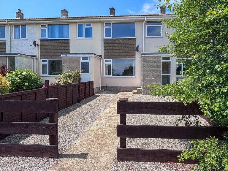Three bedroom terraced home, Helston