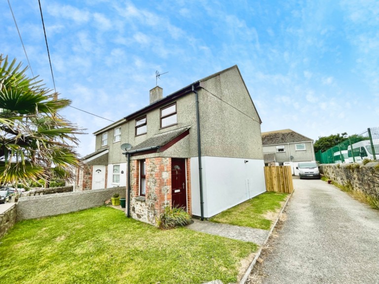 Two bed home in the village of Connor Downs