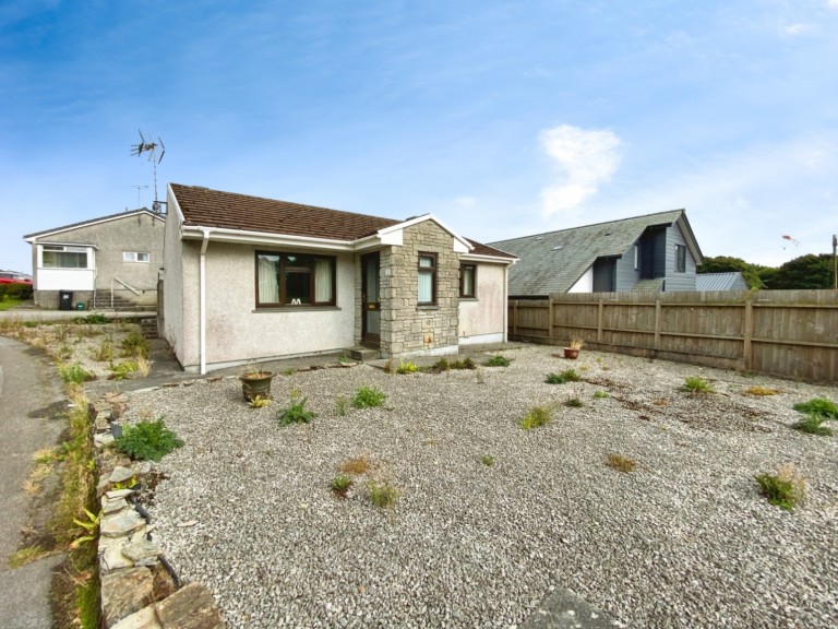 Bungalow with no onward chain, Falmouth