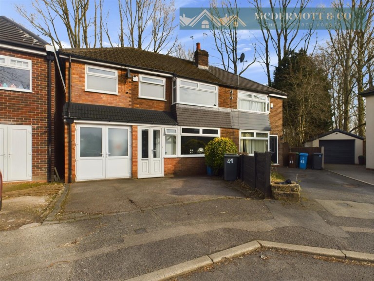 Cosgrove Crescent, Failsworth