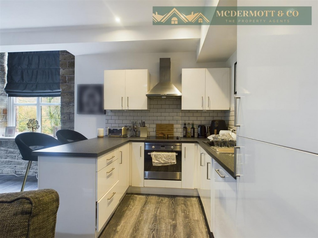 Tamewater Court, Dobcross, Saddleworth
