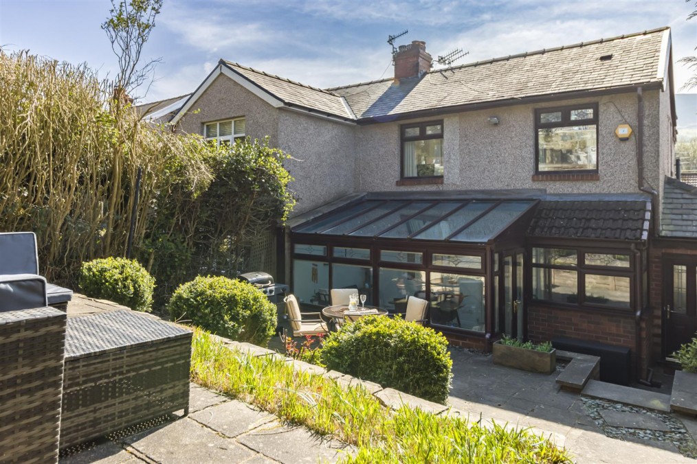 St. Marys Drive, Greenfield, Saddleworth