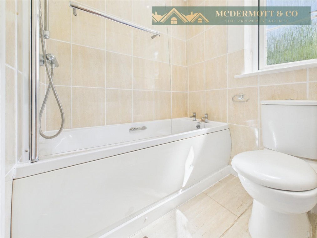 Shuttle Close, Mossley, Ashton-Under-Lyne