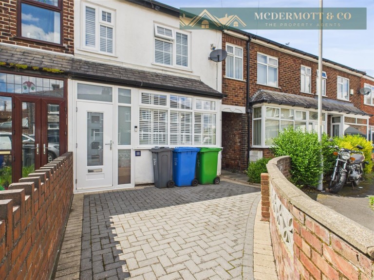 Ruth Avenue, Manchester