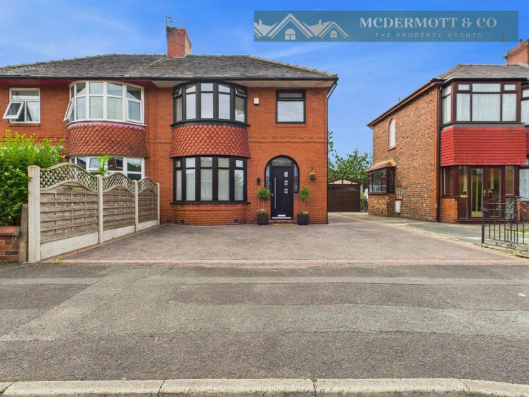 Kew Road, Failsworth