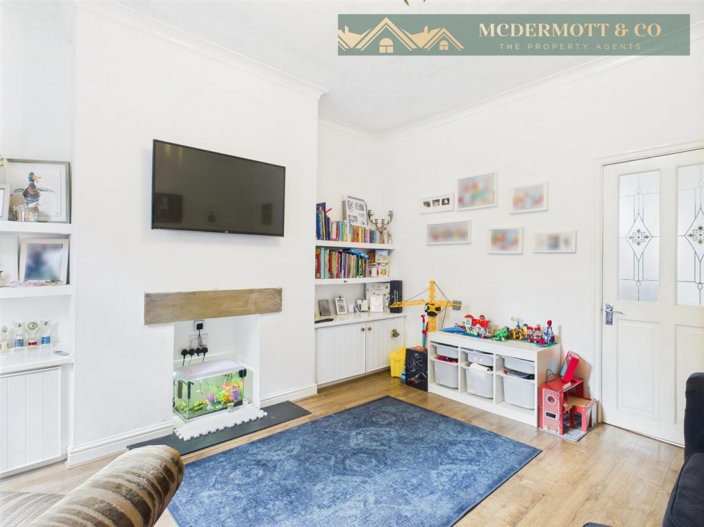 Manchester Road, Mossley, Ashton-Under-Lyne