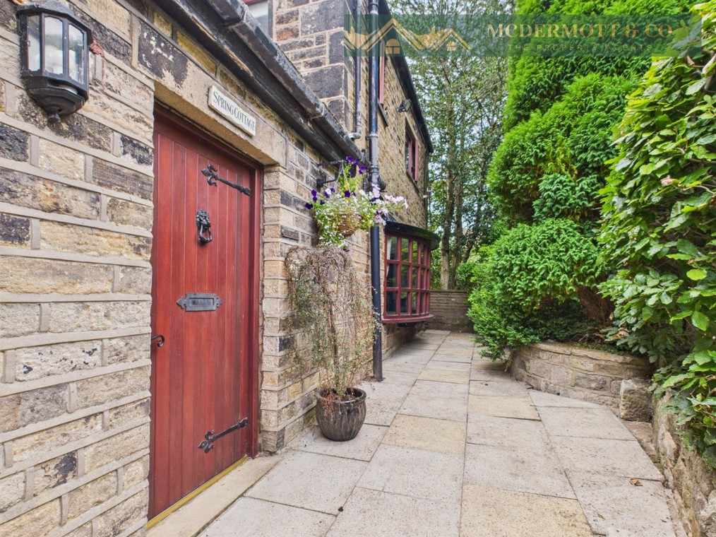 Spring Cottage, Boarshurst, Greenfield
