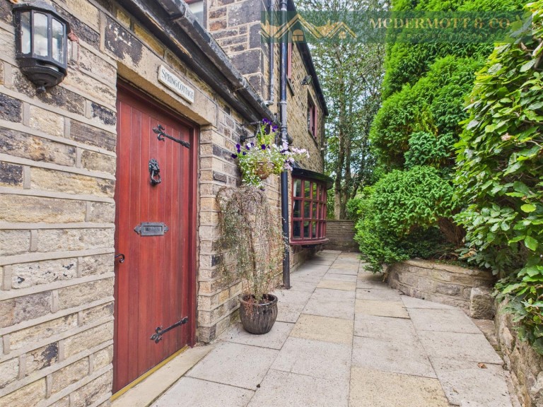 Spring Cottage, Boarshurst, Greenfield
