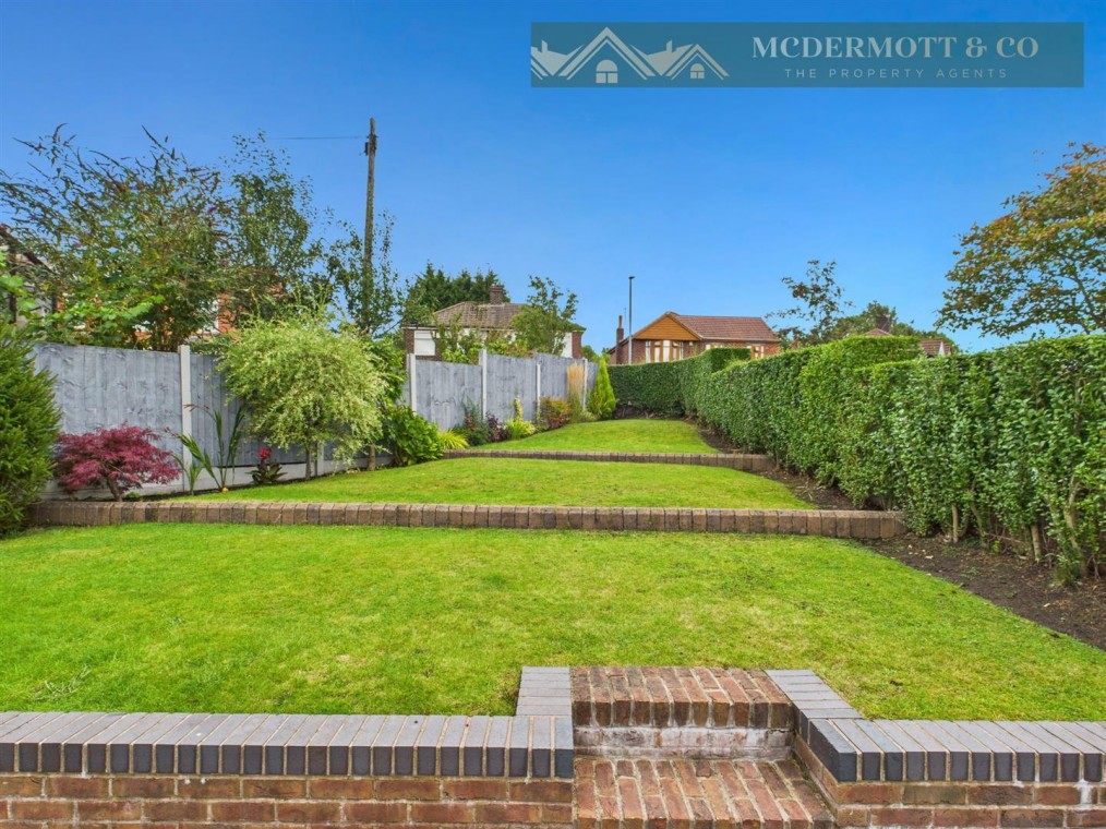 Silverstone Drive, Clayton Bridge