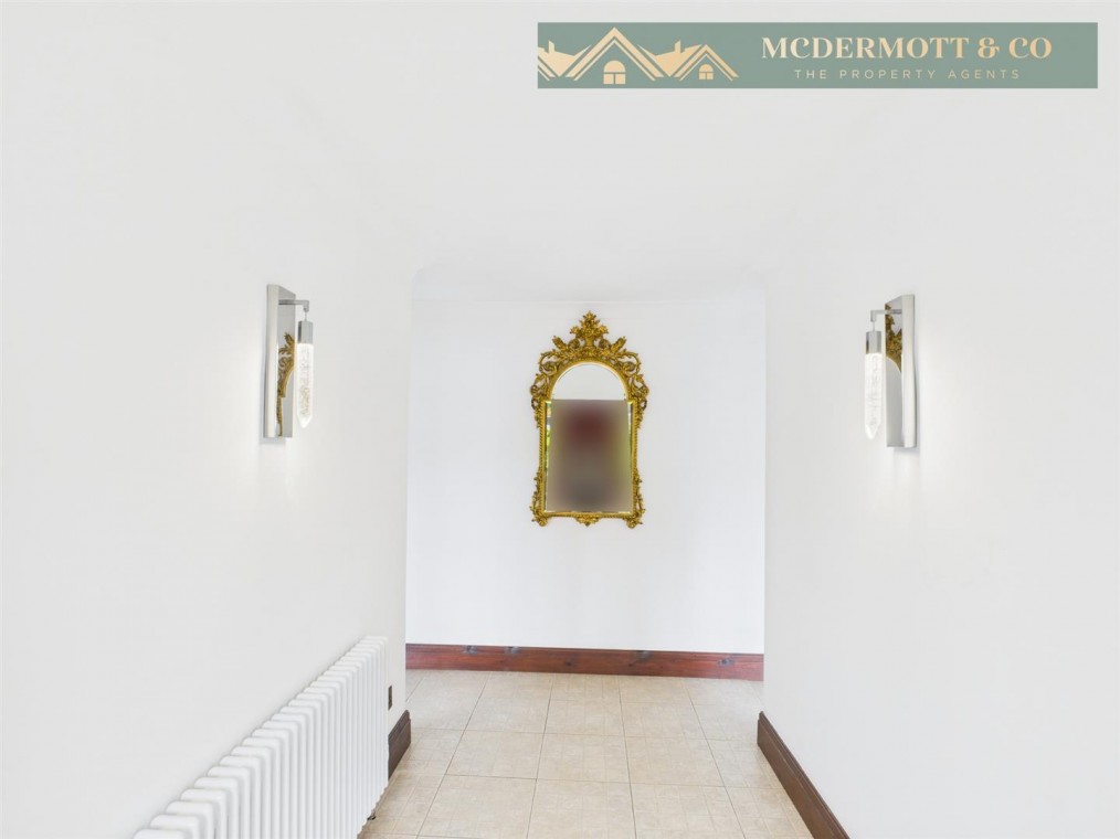 Silverstone Drive, Clayton Bridge