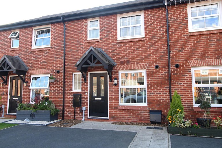 Bowfell Close, Middleton